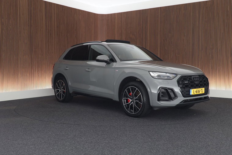 Vehicle Image 11