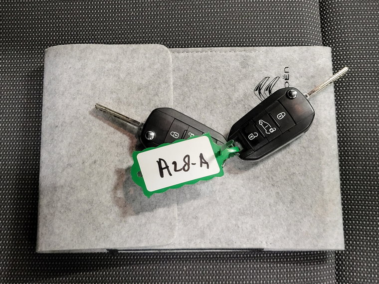 Vehicle Image 17