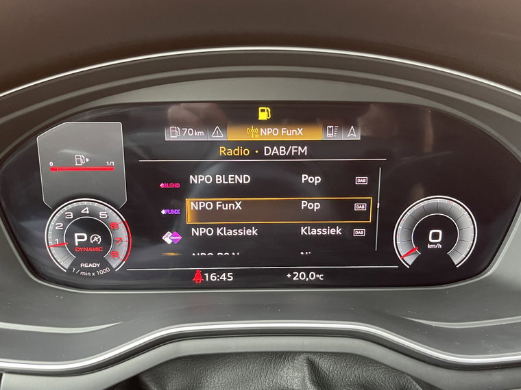 Vehicle Image 19