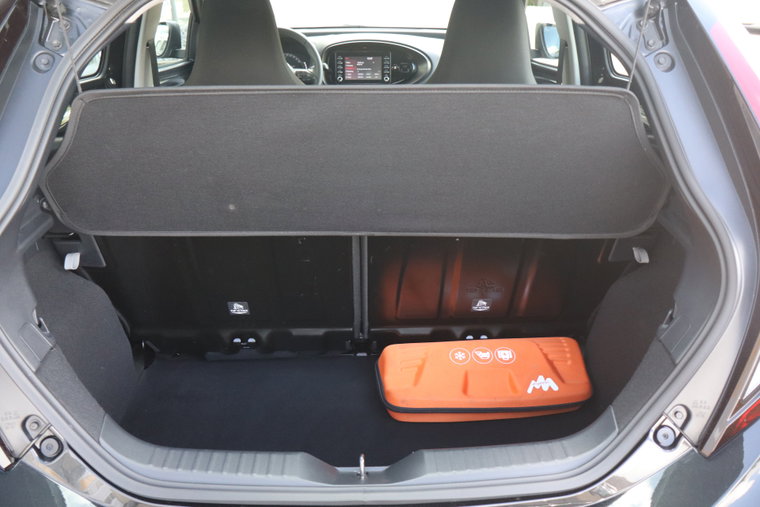 Vehicle Image 21