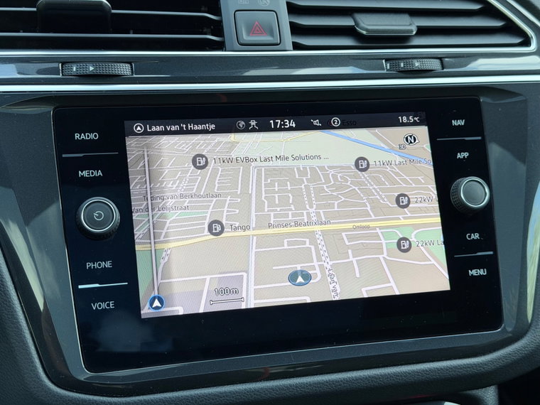 Vehicle Image 19