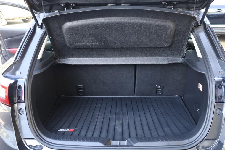 Vehicle Image 38
