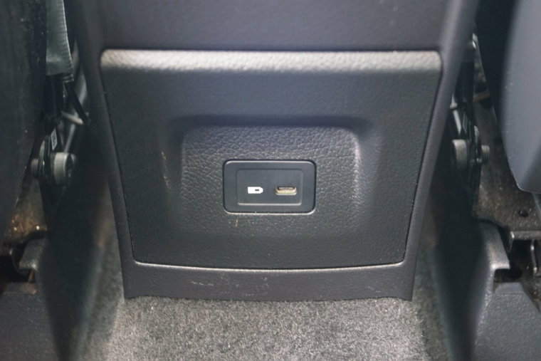 Vehicle Image 37
