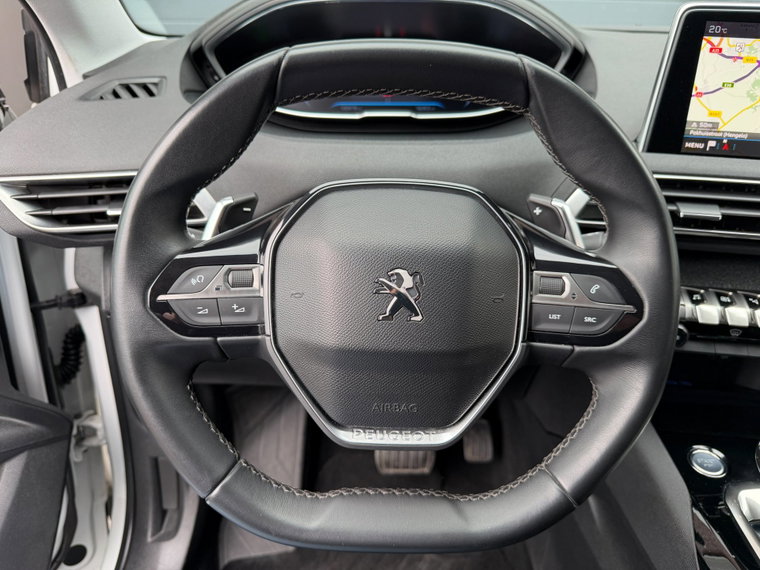 Vehicle Image 28