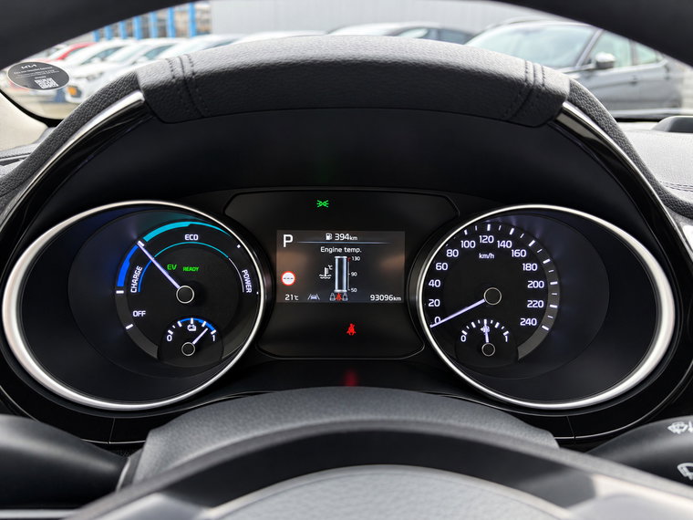 Vehicle Image 13