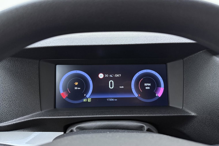 Vehicle Image 21