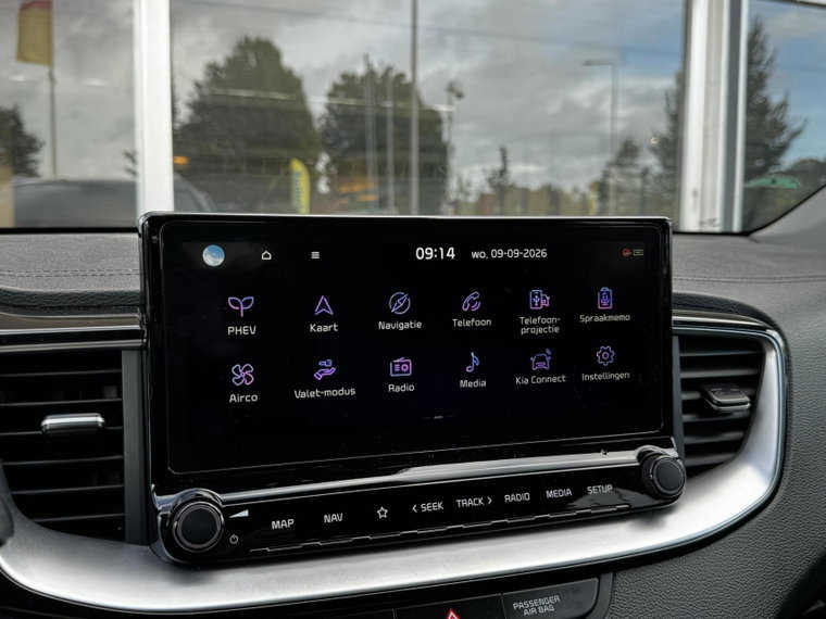 Vehicle Image 23