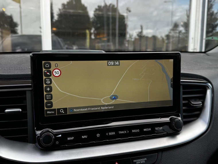 Vehicle Image 27
