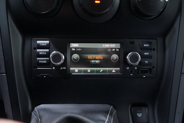 Vehicle Image 24