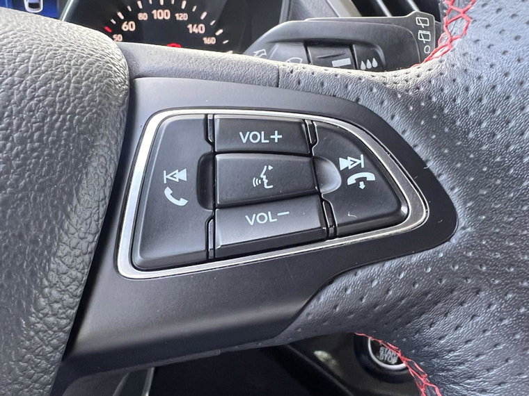 Vehicle Image 42