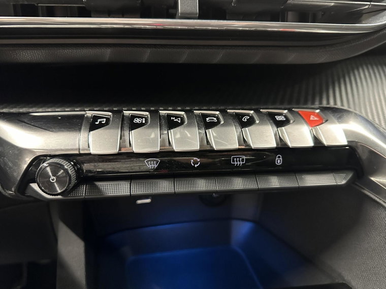 Vehicle Image 38