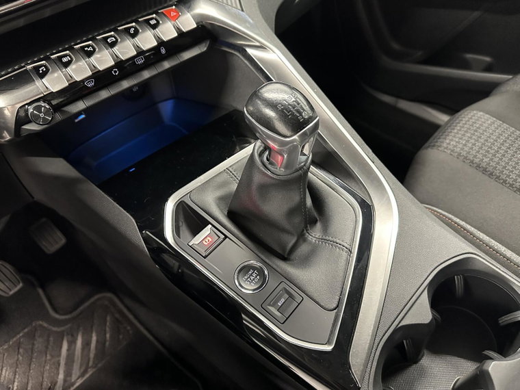 Vehicle Image 39