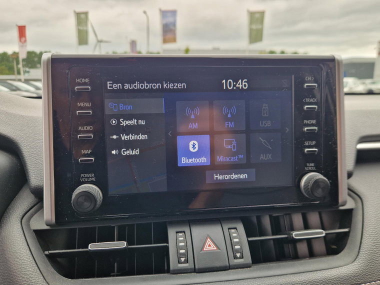 Vehicle Image 24