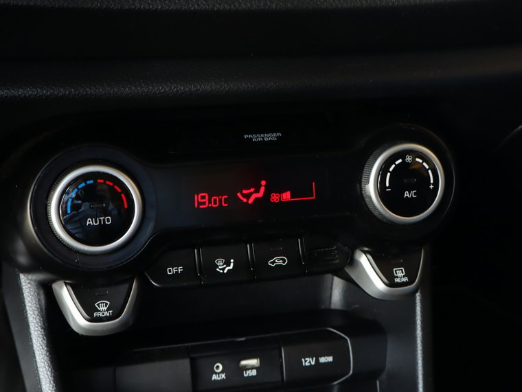 Vehicle Image 27