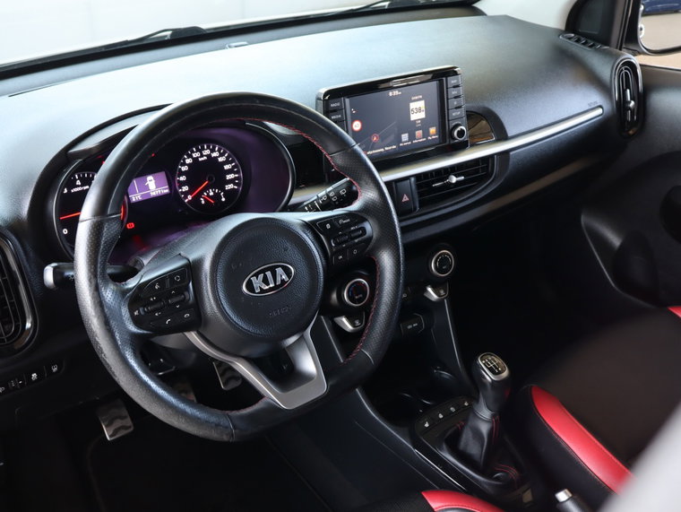 Vehicle Image 8