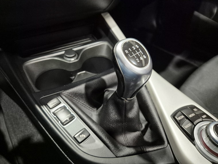 Vehicle Image 39