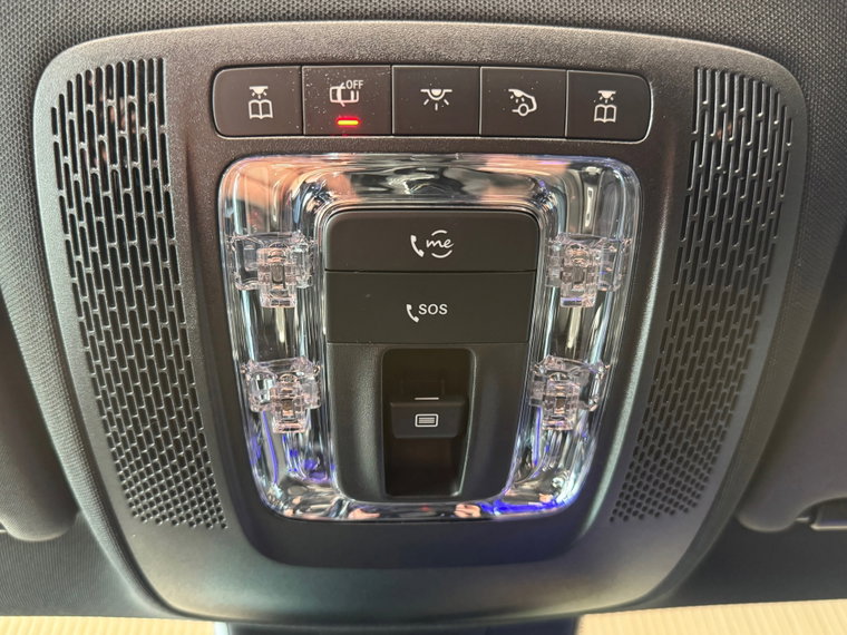 Vehicle Image 37