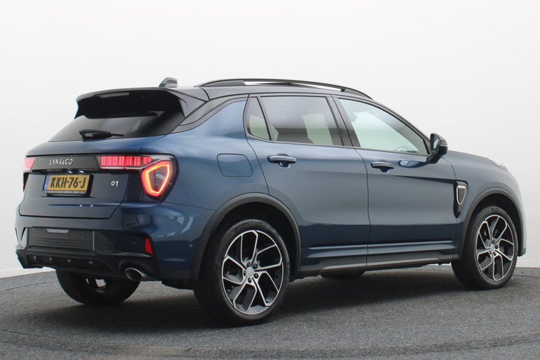 Vehicle Image 21