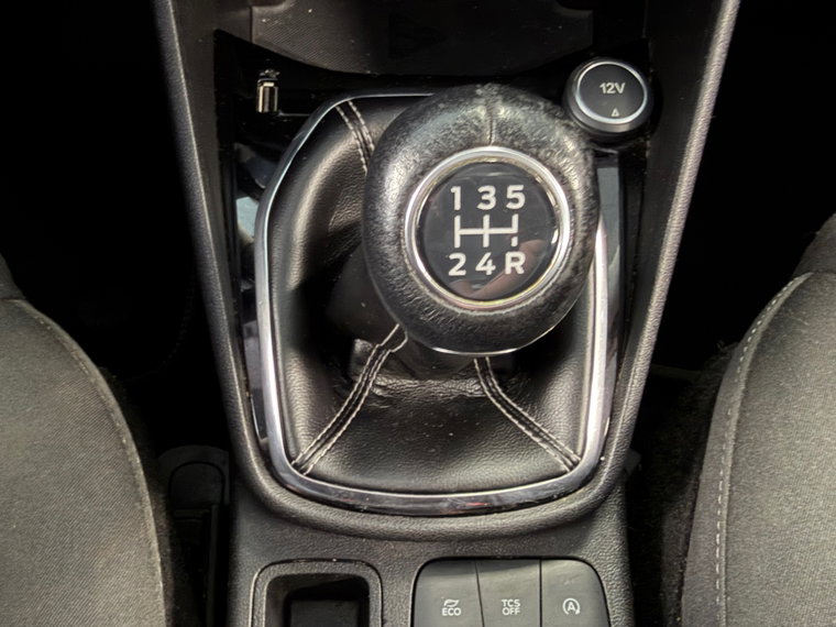 Vehicle Image 29