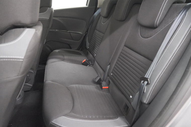 Vehicle Image 23