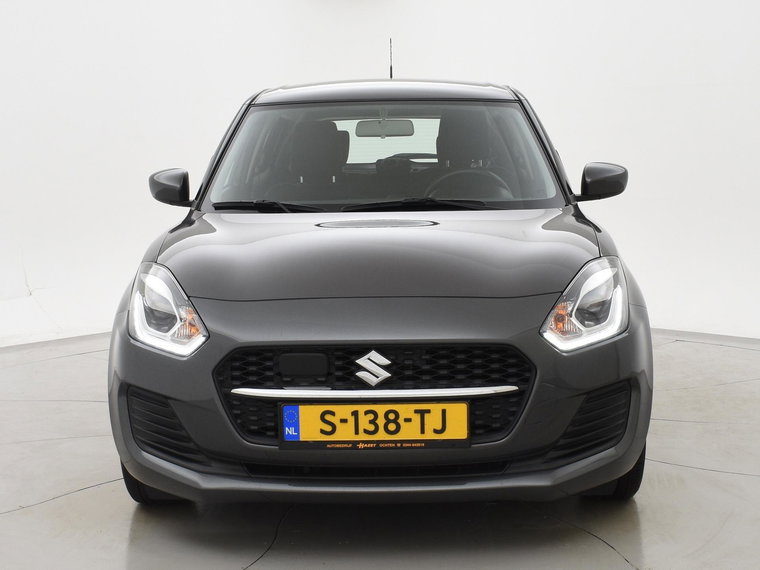Vehicle Image 6