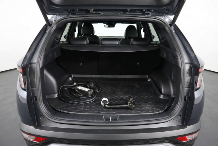 Vehicle Image 15