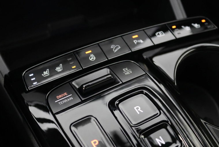 Vehicle Image 23