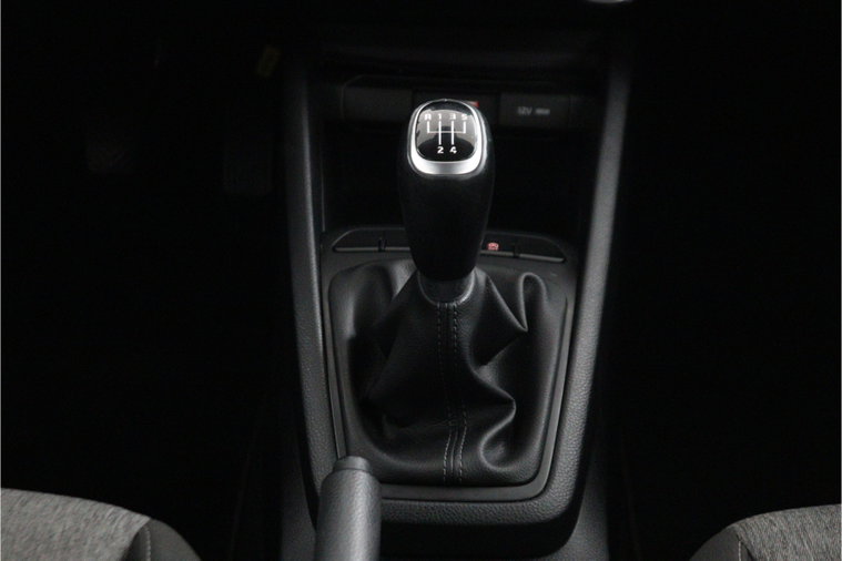 Vehicle Image 28