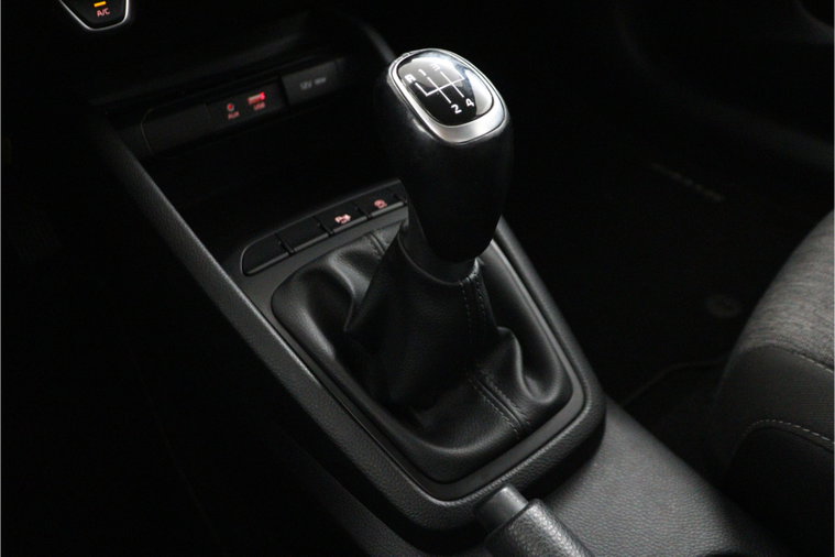 Vehicle Image 50