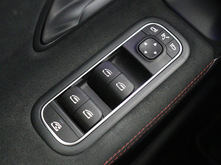 Vehicle Image 39