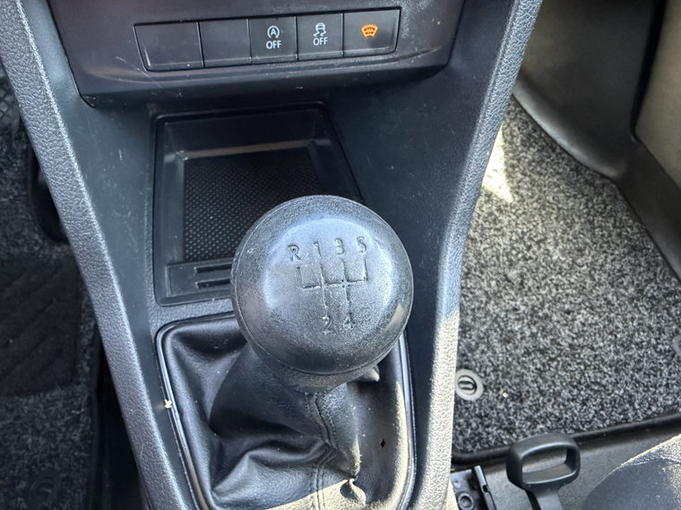 Vehicle Image 31
