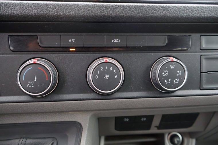 Vehicle Image 27