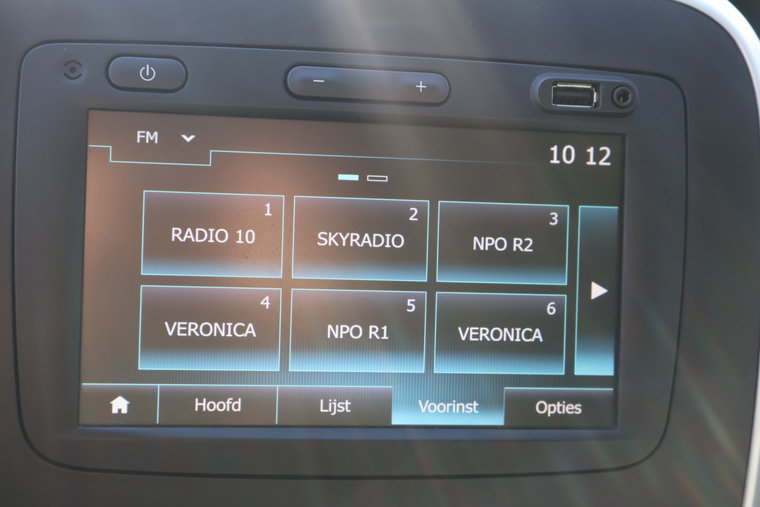 Vehicle Image 21