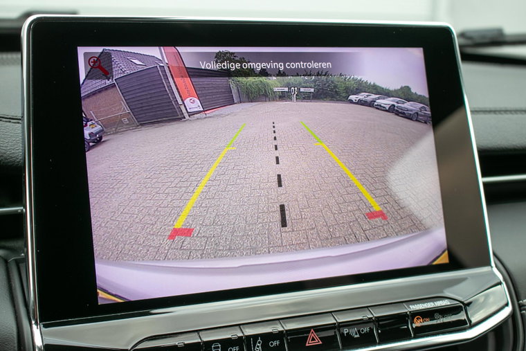 Vehicle Image 21