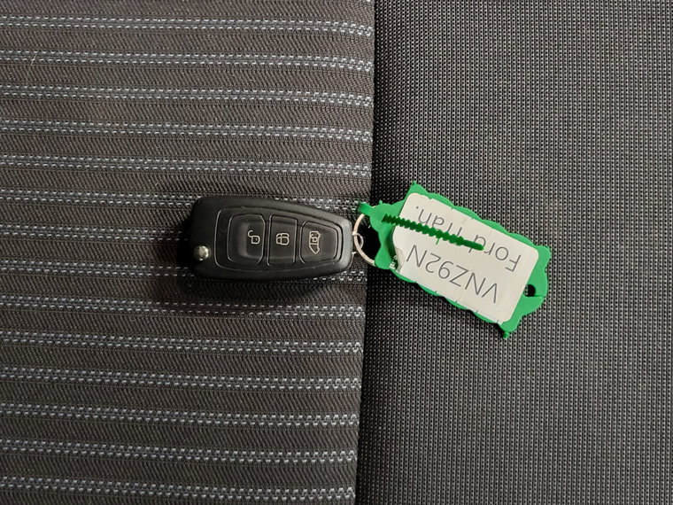 Vehicle Image 18