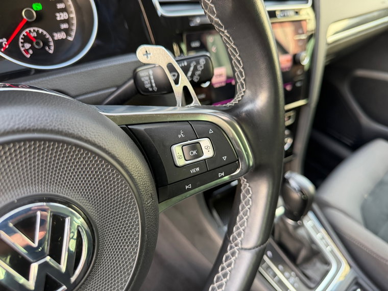 Vehicle Image 40