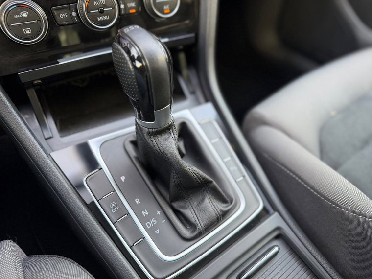 Vehicle Image 45