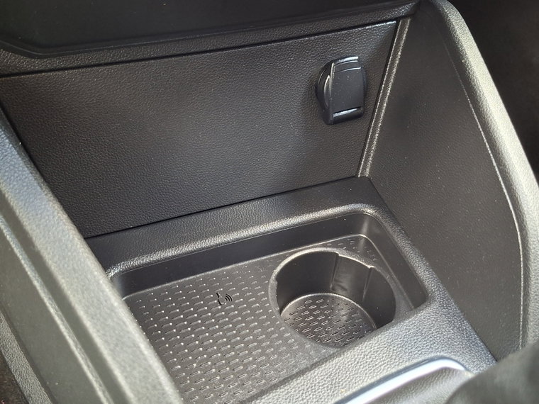 Vehicle Image 26