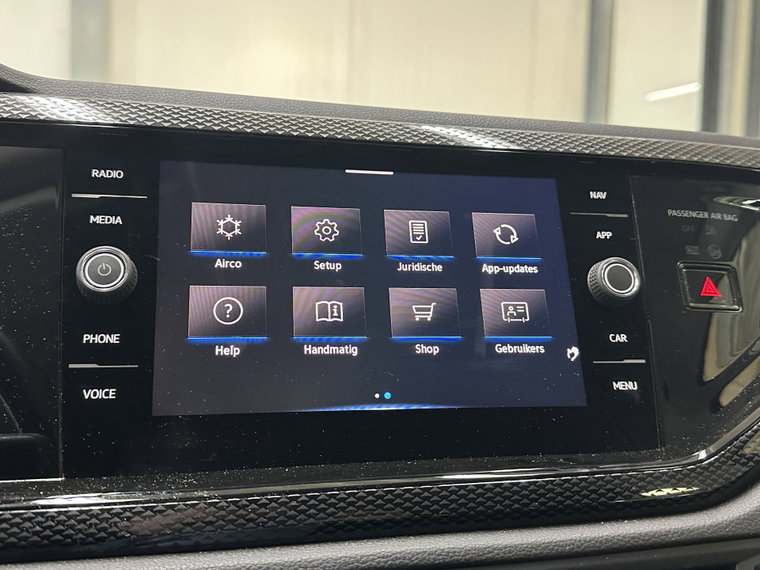 Vehicle Image 19