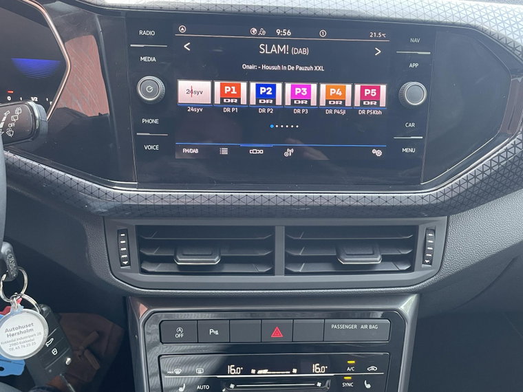 Vehicle Image 22