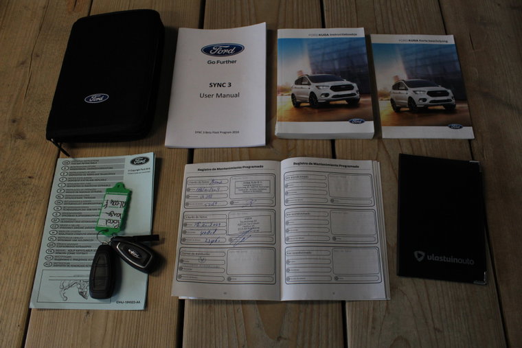 Vehicle Image 32
