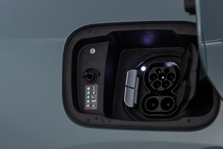 Vehicle Image 22