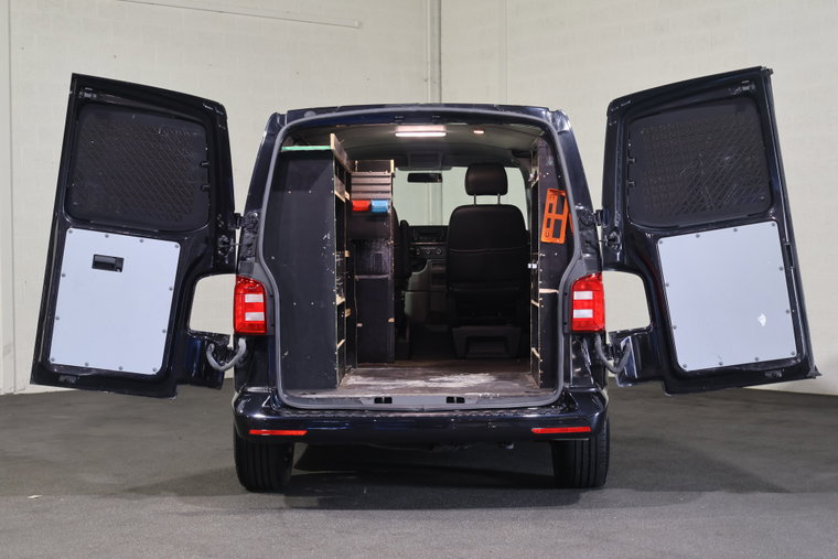Vehicle Image 11