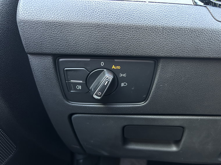 Vehicle Image 37