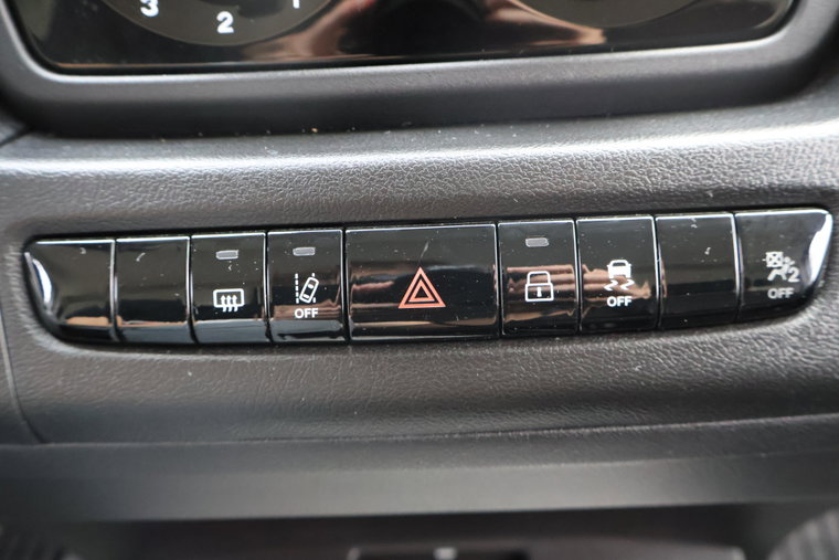 Vehicle Image 28