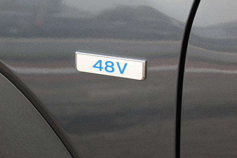 Vehicle Image 35
