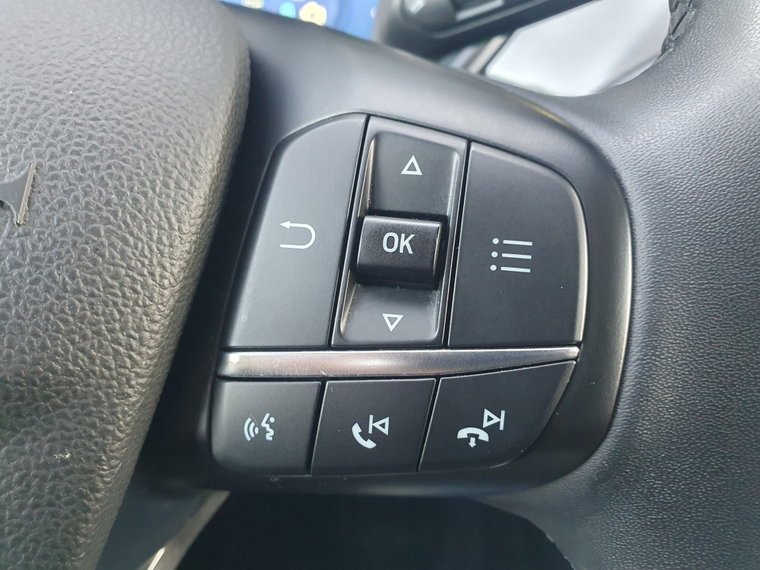 Vehicle Image 40