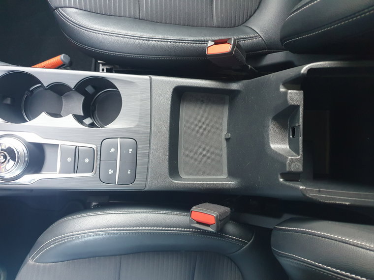 Vehicle Image 48