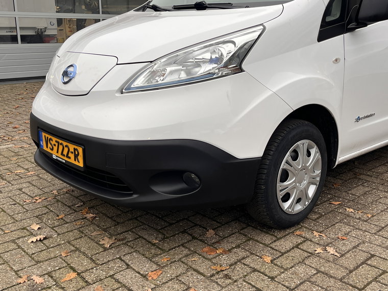 Vehicle Image 26
