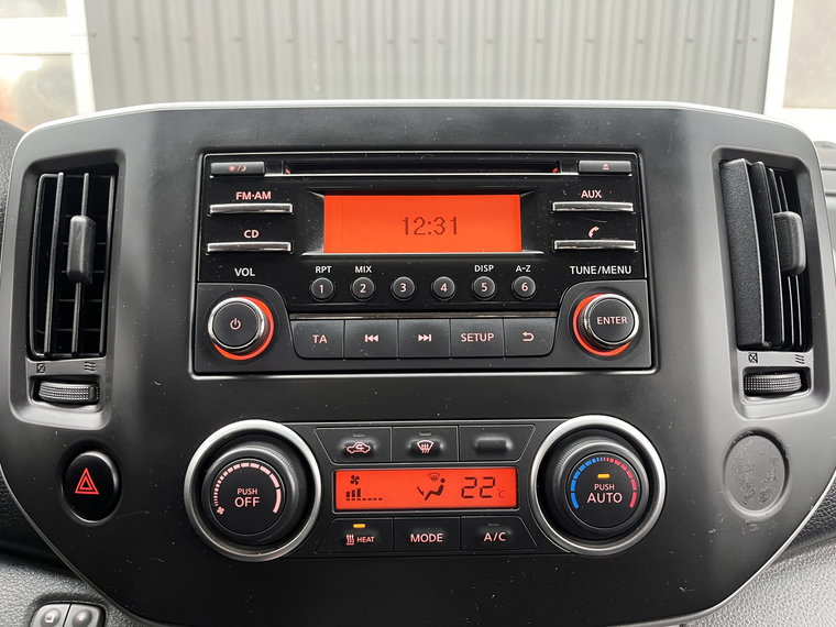 Vehicle Image 33